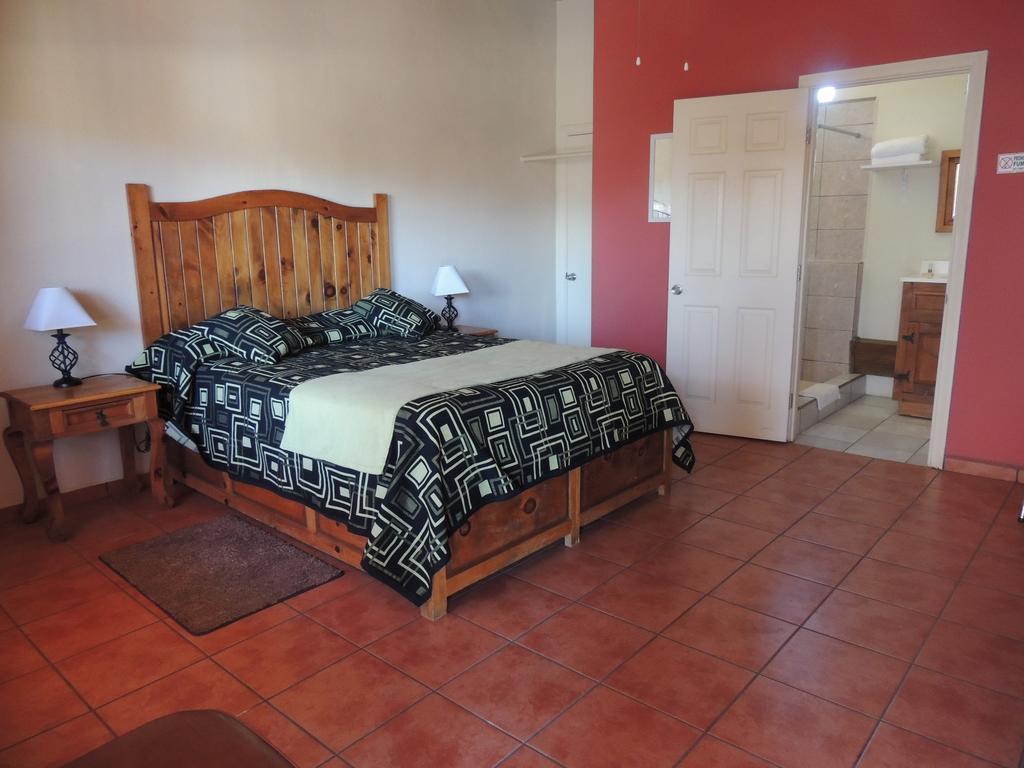 Hotel Plaza Fatima Valle de Guadalupe Bagian luar foto